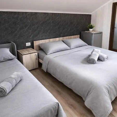 Andia Guest house